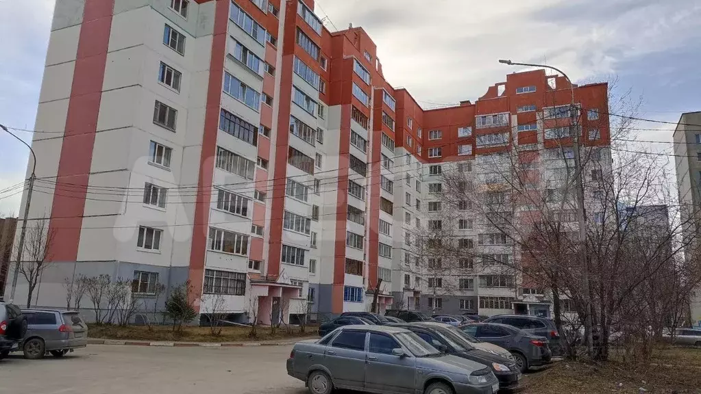 3-к кв. Омская область, Омск ул. Конева, 36 (74.9 м) - Фото 0
