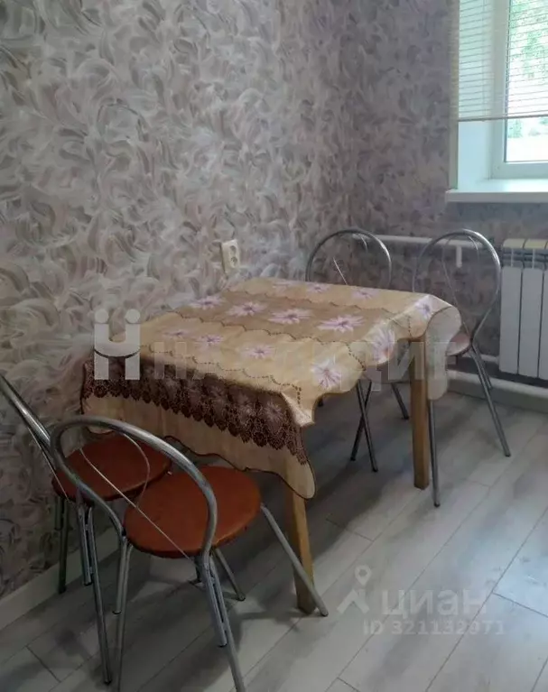 2-к кв. Ростовская область, Каменск-Шахтинский ул. Освобождения (47.7 ... - Фото 1