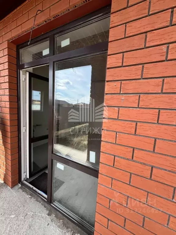 Дом в Самарская область, Кинель ул. 6-я Ямская (120 м) - Фото 1