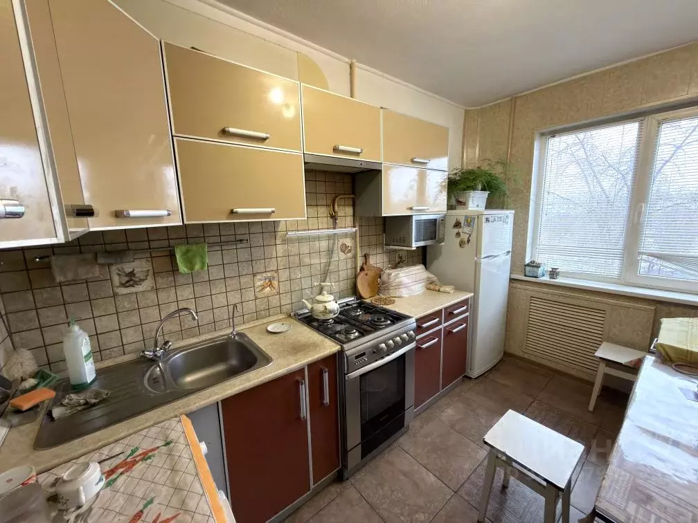 3-к кв. Волгоградская область, Волгоград ул. Милиционера Буханцева, 2 ... - Фото 1