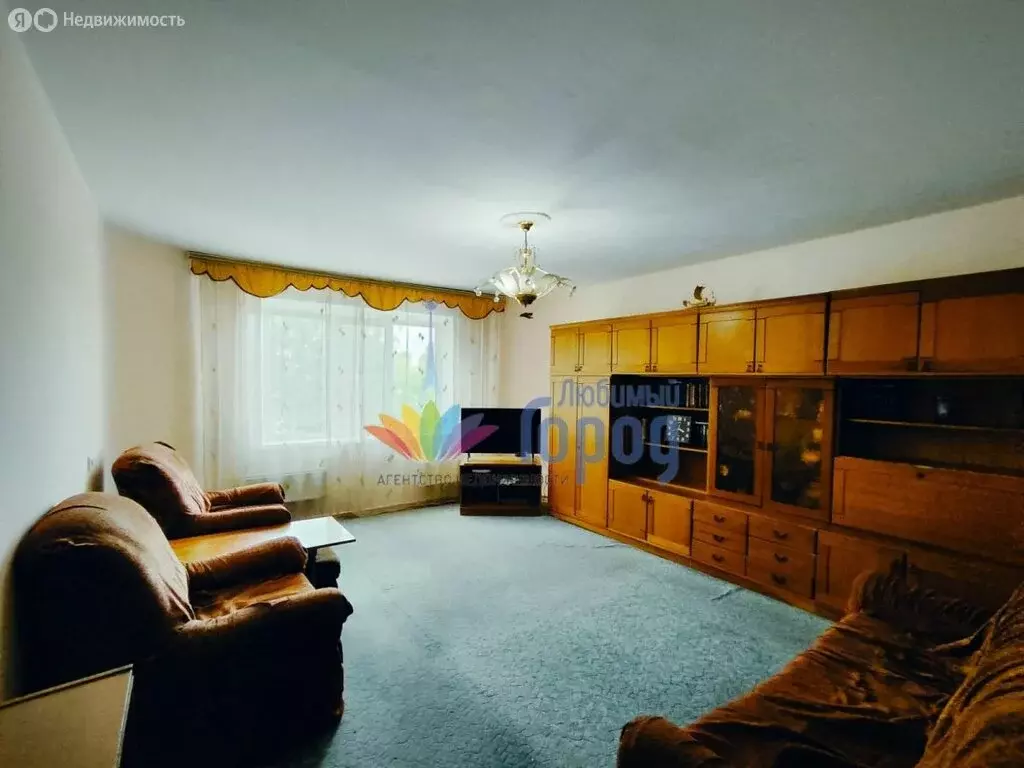 3-комнатная квартира: Новокузнецк, улица Тольятти, 1А (78 м) - Фото 0