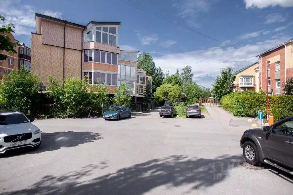 Таунхаус в Санкт-Петербург 1-я Утиная ул., 32 (265 м) - Фото 1