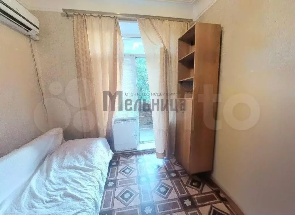 Комната 9,3 м в 9-к., 3/4 эт. - Фото 1