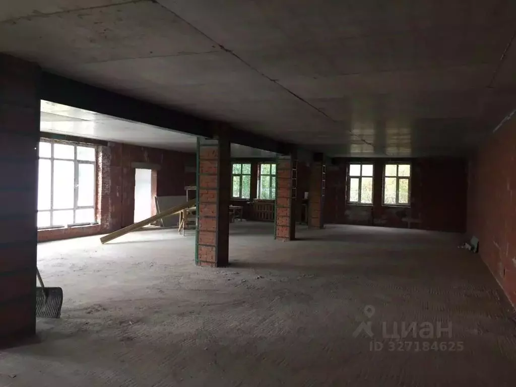 Помещение свободного назначения в Калужская область, Калуга ул. ... - Фото 1