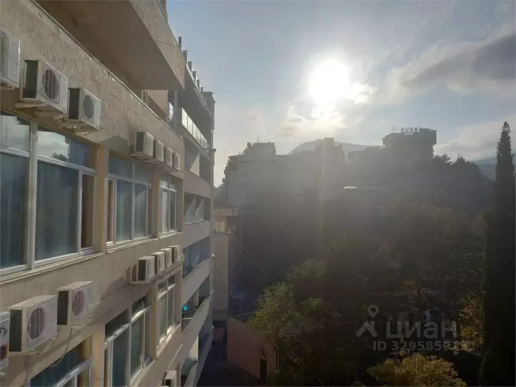 Комната Крым, Алушта ул. Набережная, 16Е - Фото 1