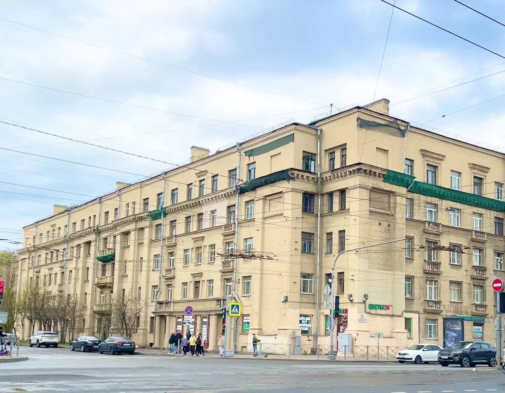 4-к кв. Санкт-Петербург ул. Стахановцев, 7 (91.4 м) - Фото 0