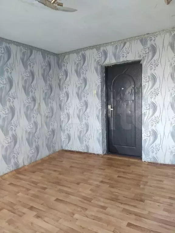 Комната 13,5 м в 1-к., 5/5 эт. - Фото 1