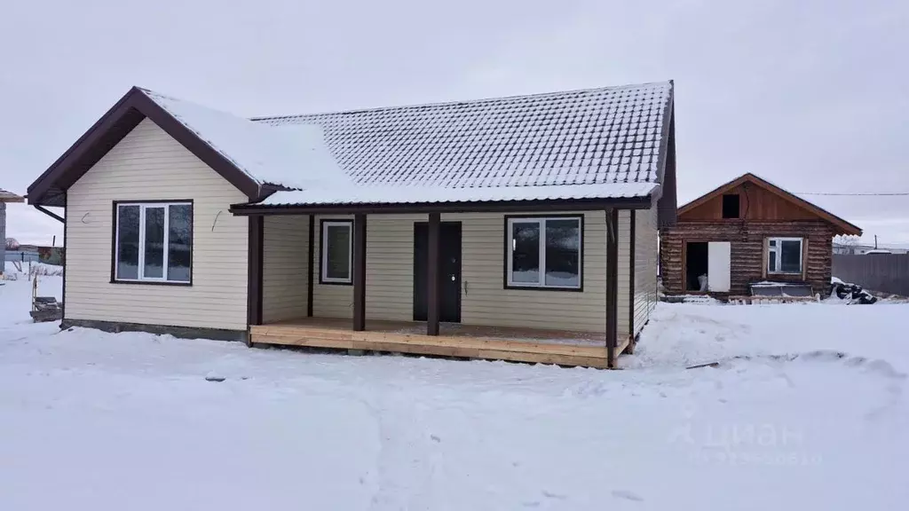 Дом в Омская область, Омский район, Магистральное с/пос, с. Ребровка ... - Фото 2