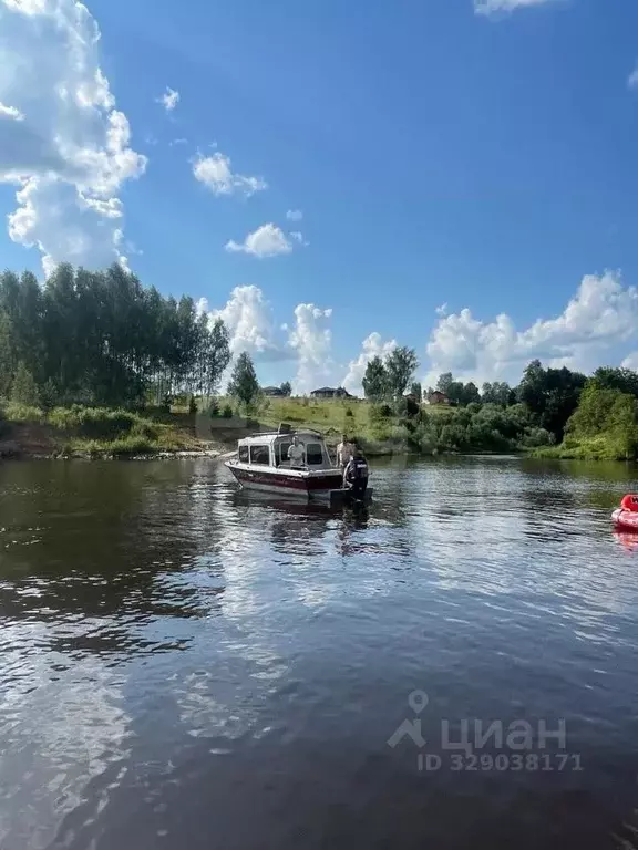 Участок в Ярославская область, Угличский муниципальный округ, д. ... - Фото 1
