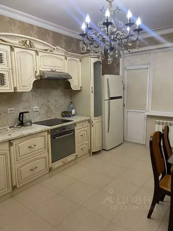 3-к кв. Чеченская республика, Грозный ул. Сайханова, 22А (104.0 м) - Фото 1