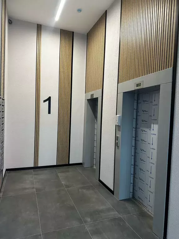 Продаётся 4-к квартира, 76.8 м - Фото 0