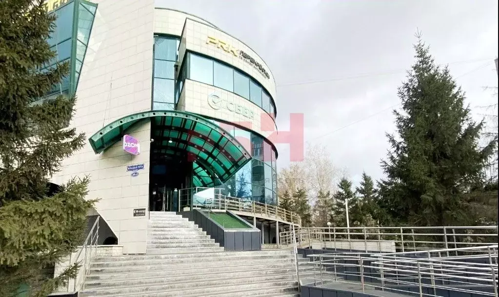 Помещение свободного назначения в Омская область, Омск ул. Красный ... - Фото 1