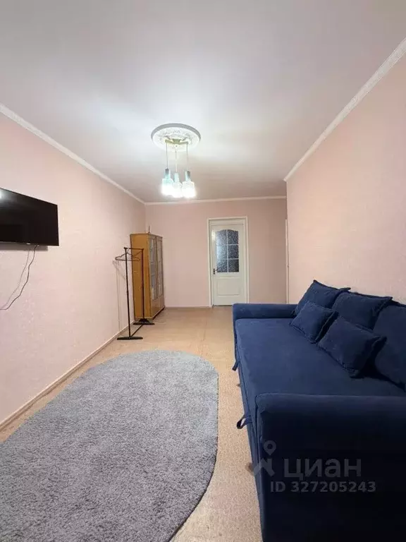 2-к кв. Крым, Белогорск ул. Нижнегорская, 50 (40.0 м) - Фото 1