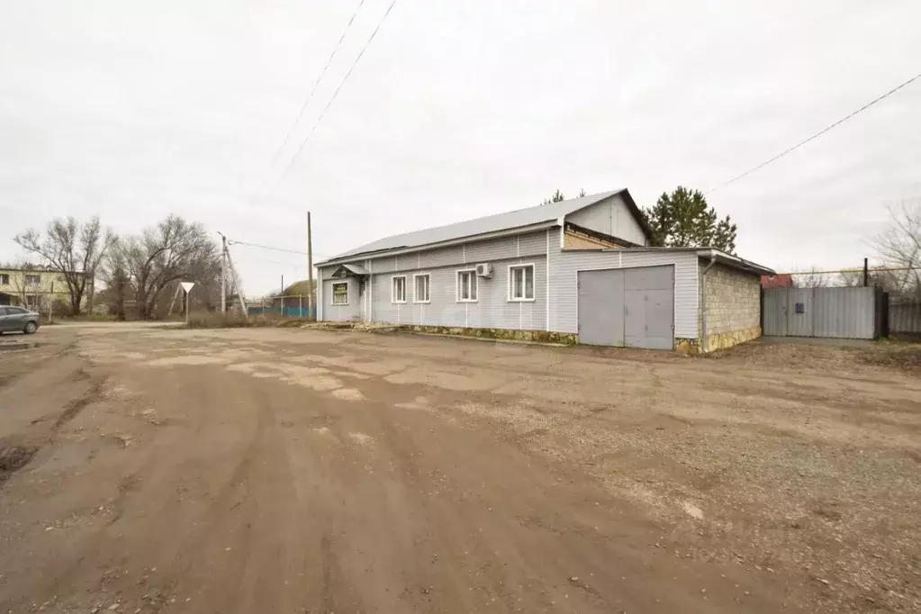 Дом в Оренбургская область, Сакмарский район, пос. Красный Коммунар  ... - Фото 2