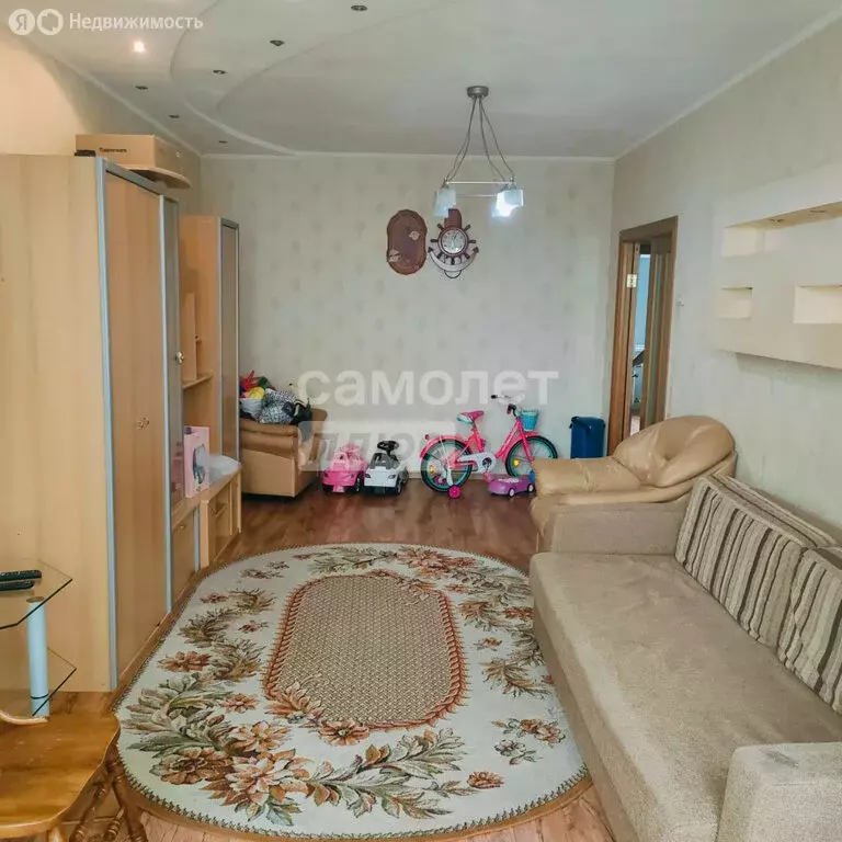 3-комнатная квартира: Астрахань, 2-я Зеленгинская улица, 1 (73 м) - Фото 1