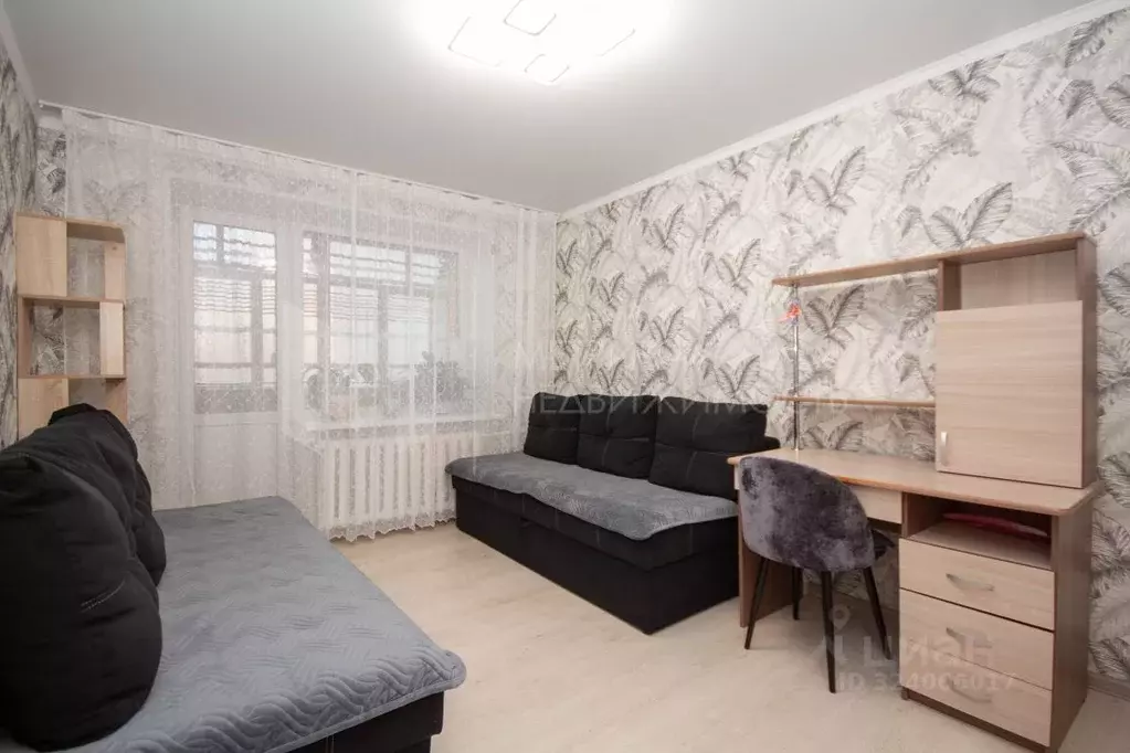 2-к кв. Тюменская область, Тюмень Комбинатская ул., 38 (49.0 м) - Фото 1