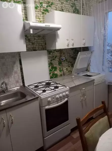 1-комнатная квартира: Ростов-на-Дону, Батуринская улица, 1/2 (32 м) - Фото 0