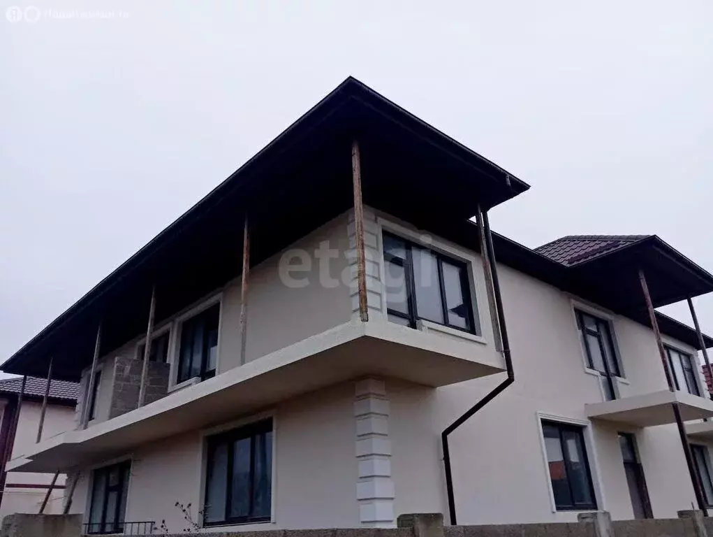 Дом в Витязево, Кавказская улица (618.7 м) - Фото 1