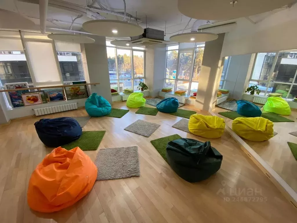 Помещение свободного назначения в Свердловская область, Екатеринбург ... - Фото 1