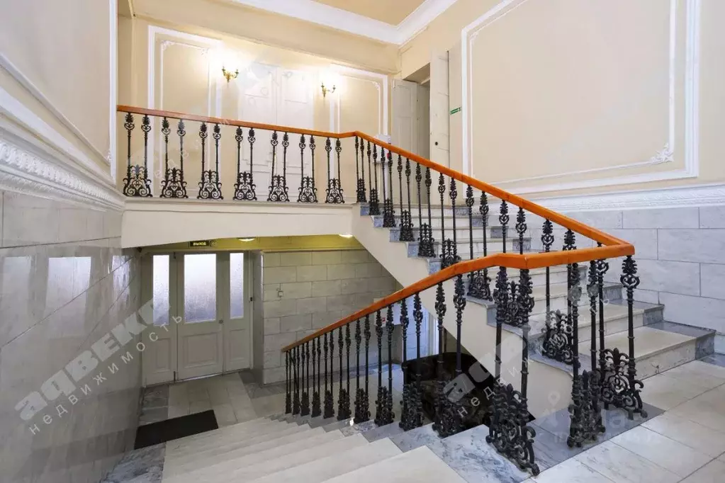 Офис в Санкт-Петербург Кузнечный пер., 2-4 (119 м) - Фото 2