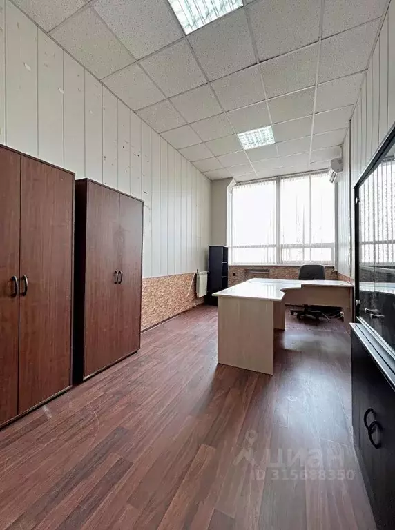 Офис в Московская область, Мытищи ул. Карла Маркса, 4А (18 м) - Фото 1
