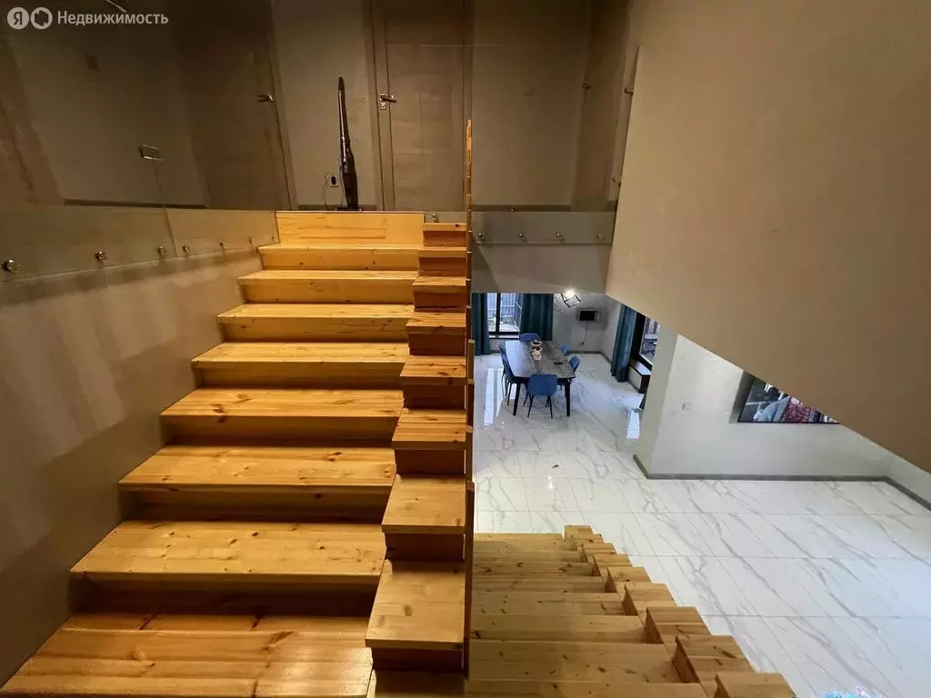 Дом в посёлок Шабровский, улица Кирова, 220А (318 м) - Фото 1