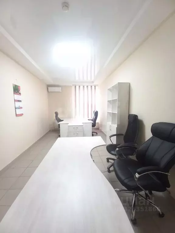 Офис в Амурская область, Благовещенск ул. Островского, 117 (22 м) - Фото 2