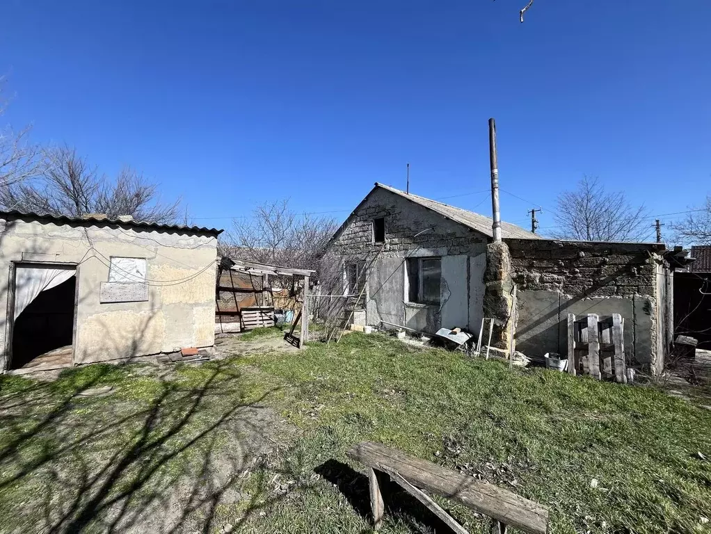 Дом в Крым, Симферопольский район, с. Урожайное ул. 8 Марта, 31 (69 м) - Фото 2