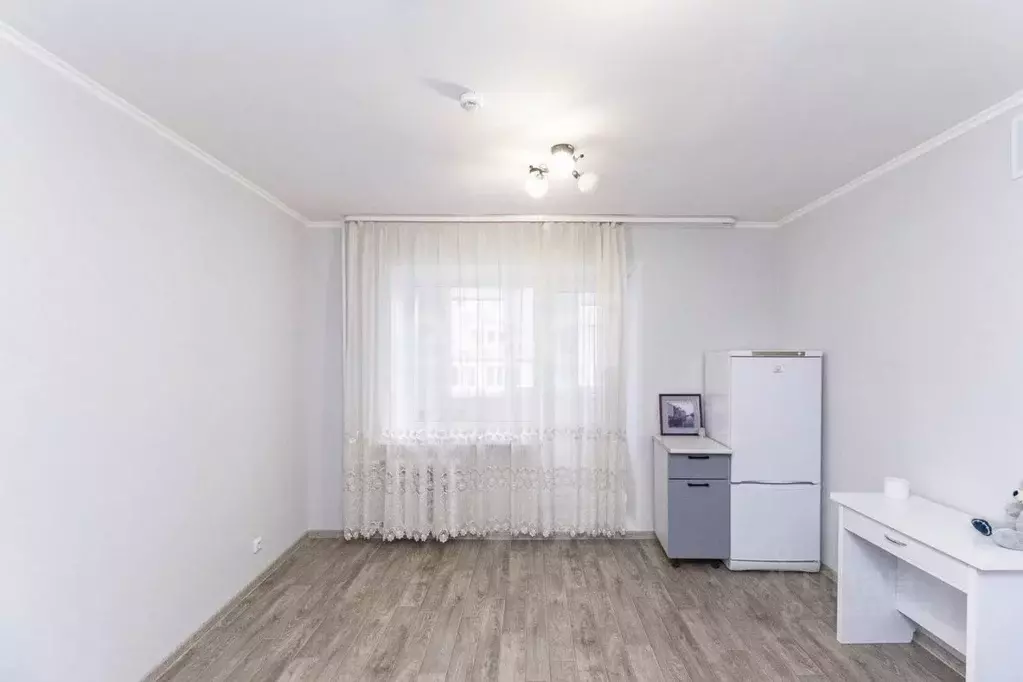 Студия Тюменская область, Тюмень Харьковская ул., 85а (21.3 м) - Фото 0