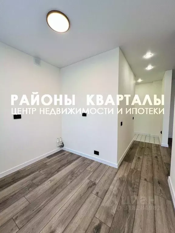 2-к кв. Челябинская область, Челябинск ул. Цвиллинга, 77 (42.5 м) - Фото 0
