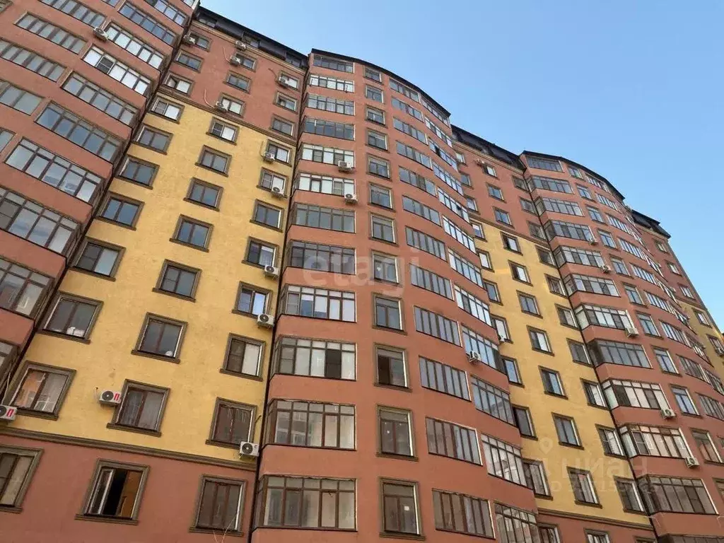 2-к кв. Дагестан, Махачкала ул. Хаджи Булача, 16Б (79.0 м) - Фото 0