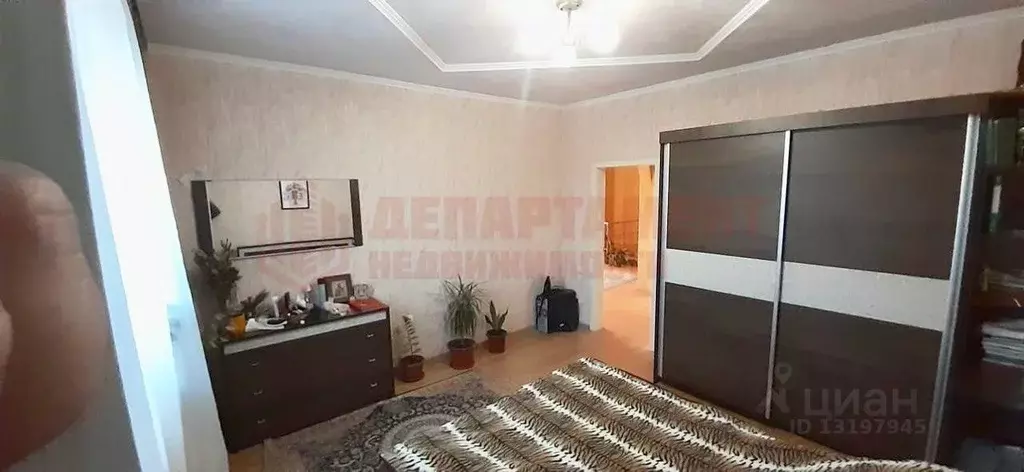 Дом в Астраханская область, Астрахань ул. 2-я Степновская (200 м) - Фото 0