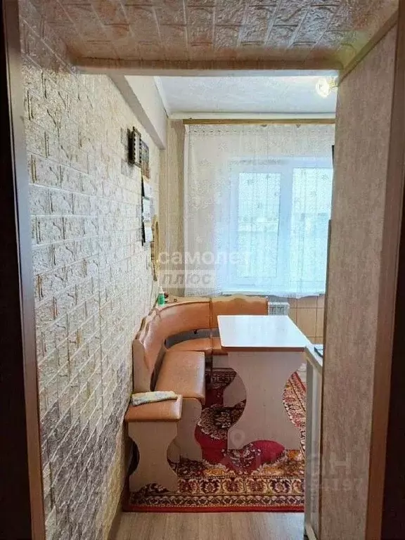 2-к кв. Омская область, Омск Городок Нефтяников мкр, ул. 22 Апреля, 4А ... - Фото 0