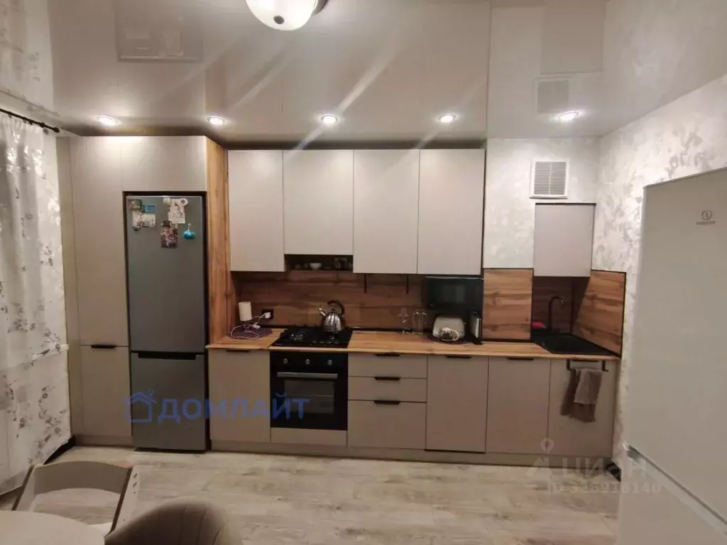 2-к кв. Самарская область, Самара Демократическая ул., 188 (65.0 м) - Фото 1