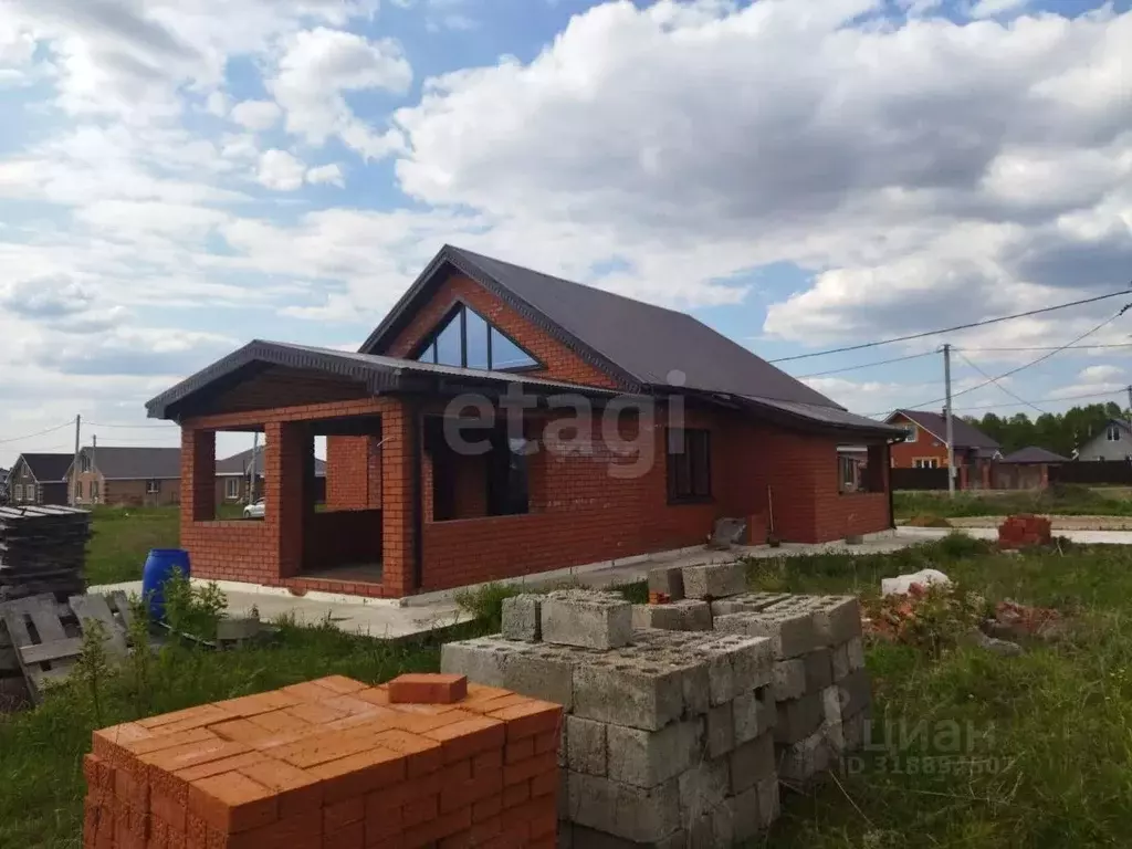 Дом в Башкортостан, Уфимский район, Русско-Юрмашский сельсовет, д. ... - Фото 0
