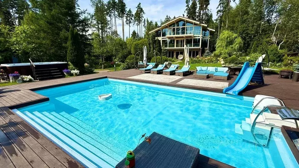 Дом в Ленинградская область, Выборгский район, Первомайское с/пос, ... - Фото 1