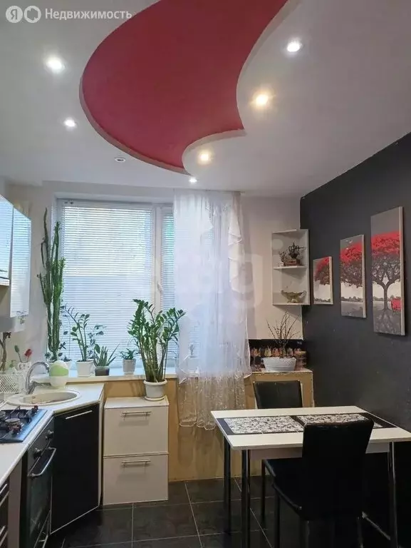 2-комнатная квартира: Ухта, улица Пушкина, 5 (60.4 м) - Фото 2