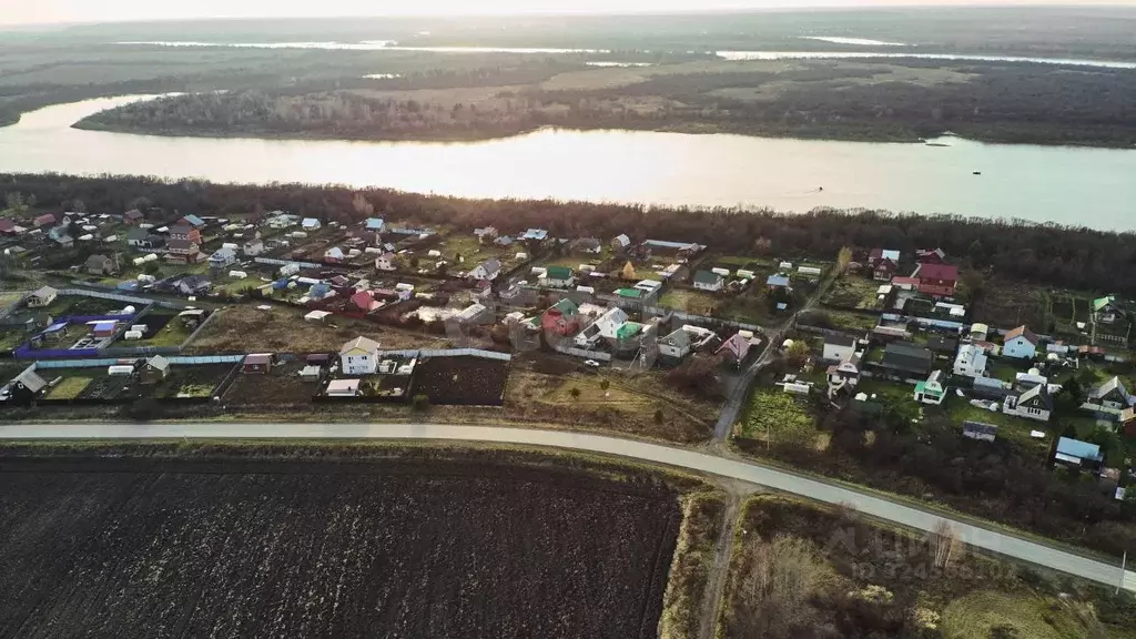 Участок в Томская область, Томский район, д. Казанка, Набережный мкр ... - Фото 1