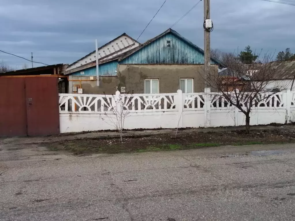 Дом в Крым, Кировский район, с. Абрикосовка ул. Кооперативная (43 м) - Фото 1