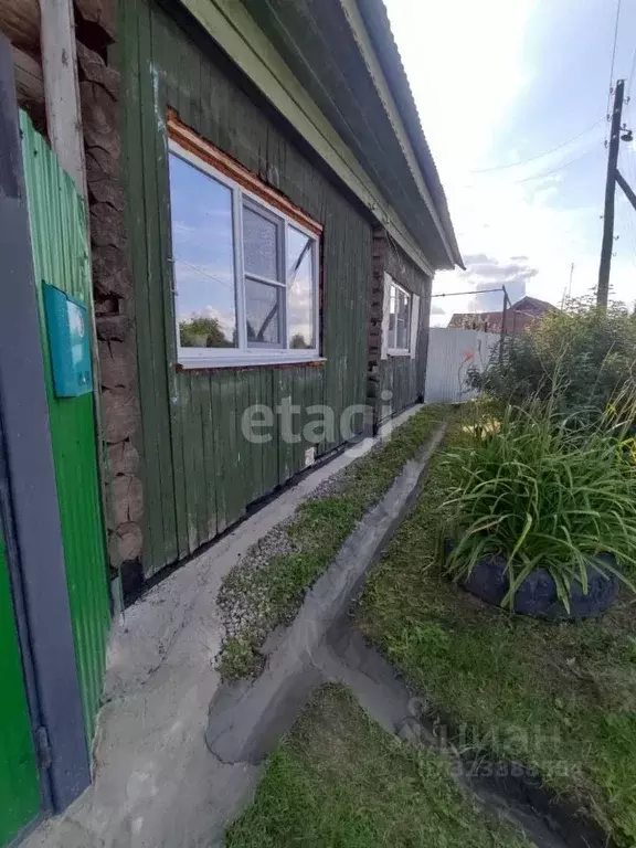Дом в Тюменская область, Ярковский муниципальный округ, с. Покровское ... - Фото 1