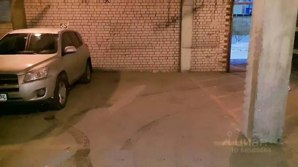 Гараж в Нижегородская область, Нижний Новгород Ошарская ул., 77А (18 ... - Фото 1