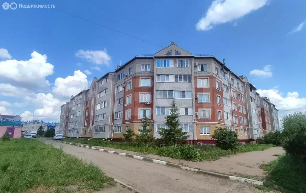 2-комнатная квартира: село Троицкое, микрорайон Ясная Поляна, Тенистая ... - Фото 0