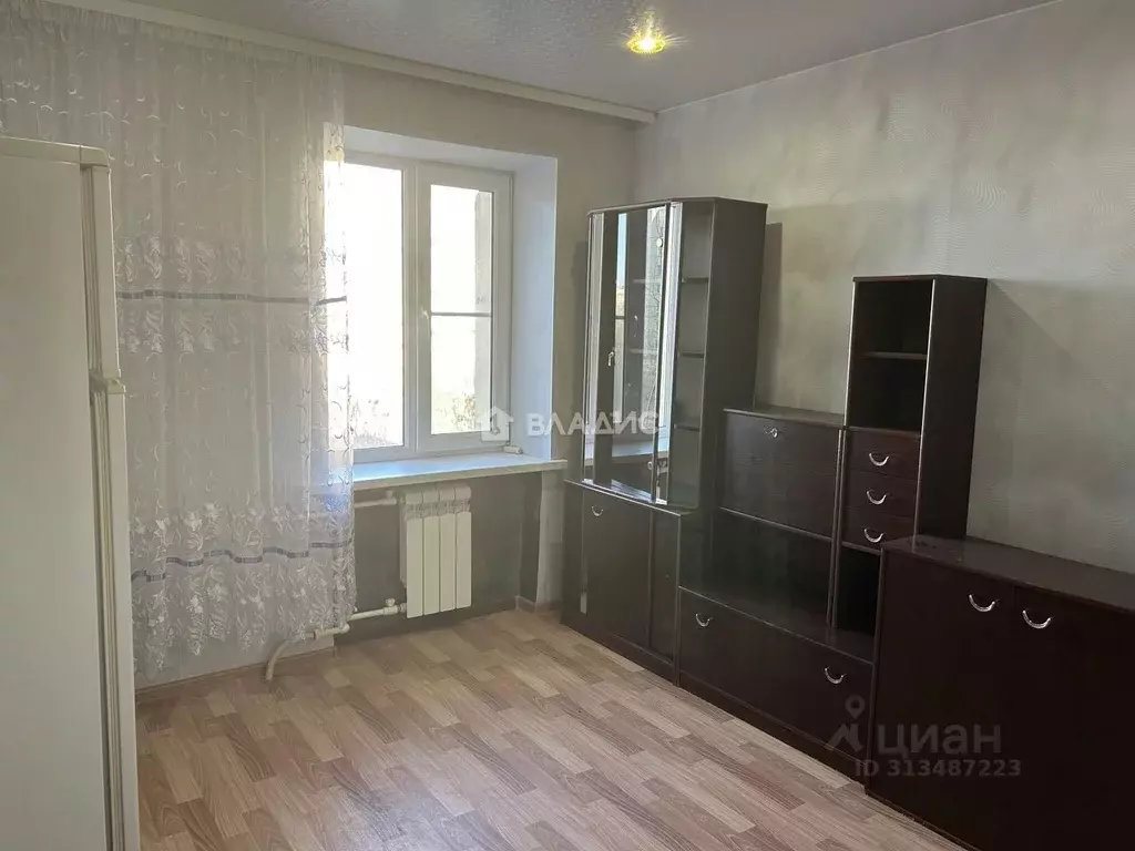 1-к кв. Волгоградская область, Волгоград просп. Столетова, 2 (50.0 м) - Фото 2