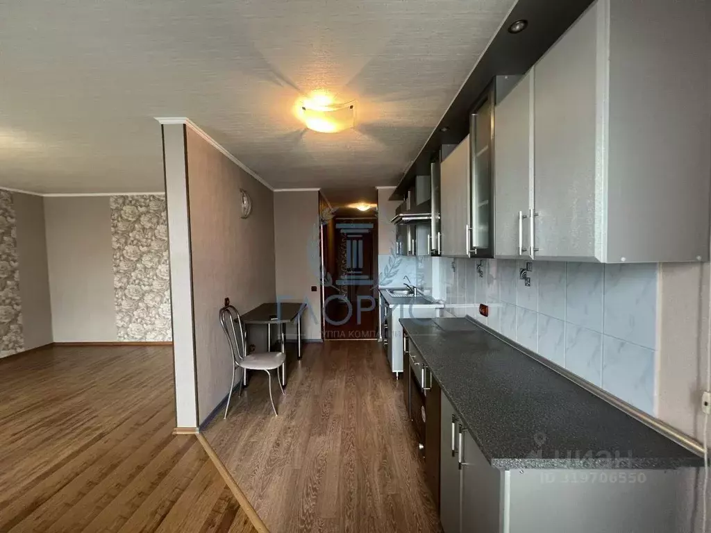 3-к кв. Хакасия, Абакан ул. Некрасова, 22А (58.6 м) - Фото 1