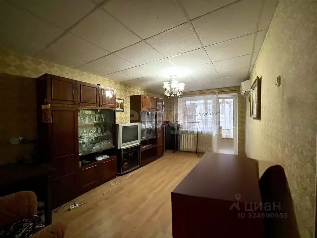 3-к кв. Смоленская область, Ярцево ул. Максима Горького, 28К1 (61.2 м) - Фото 1