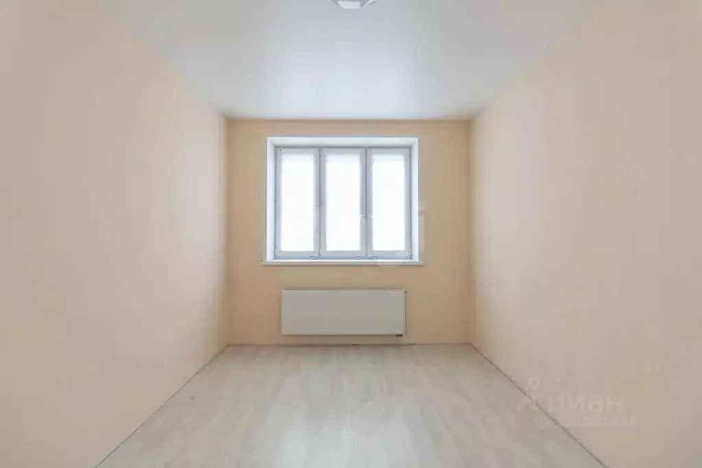 1-к кв. Тюменская область, Тюмень Дамбовская ул., 25к1 (32.9 м) - Фото 1