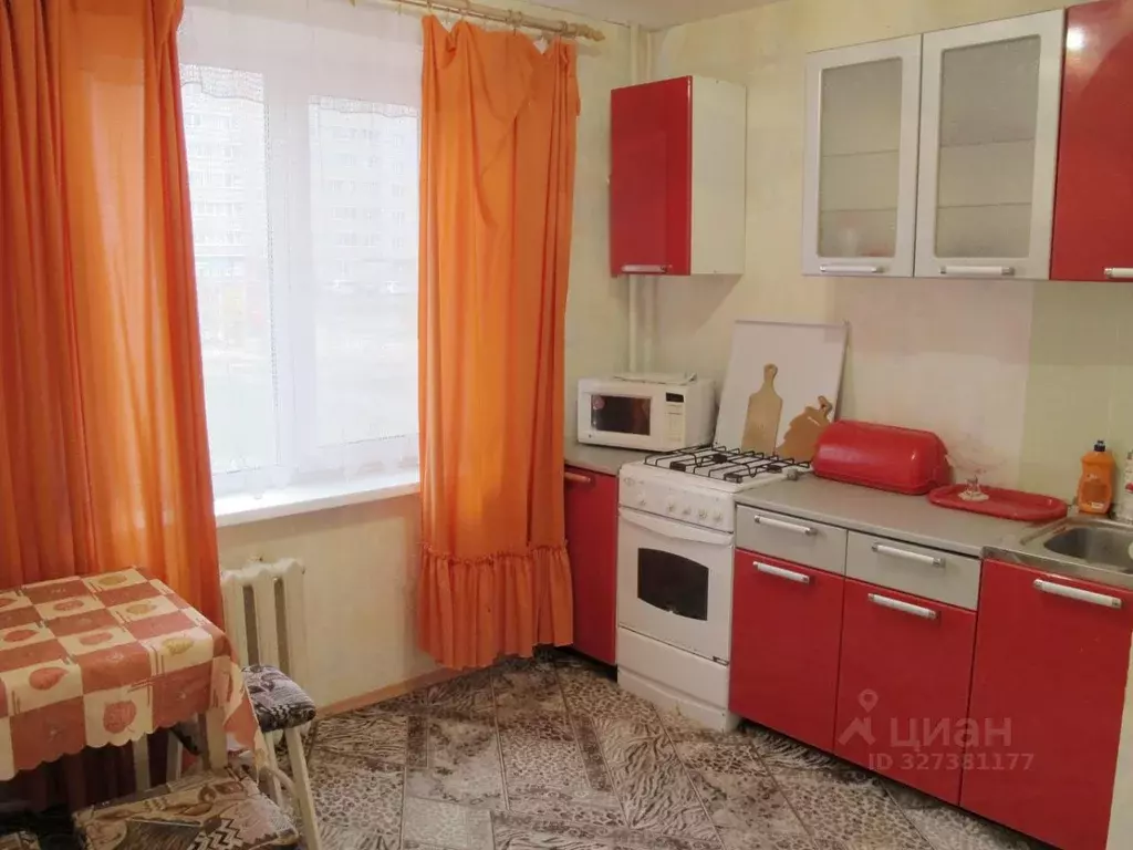 2-к кв. Вологодская область, Череповец Ленинградская ул., 47 (45.0 м) - Фото 1