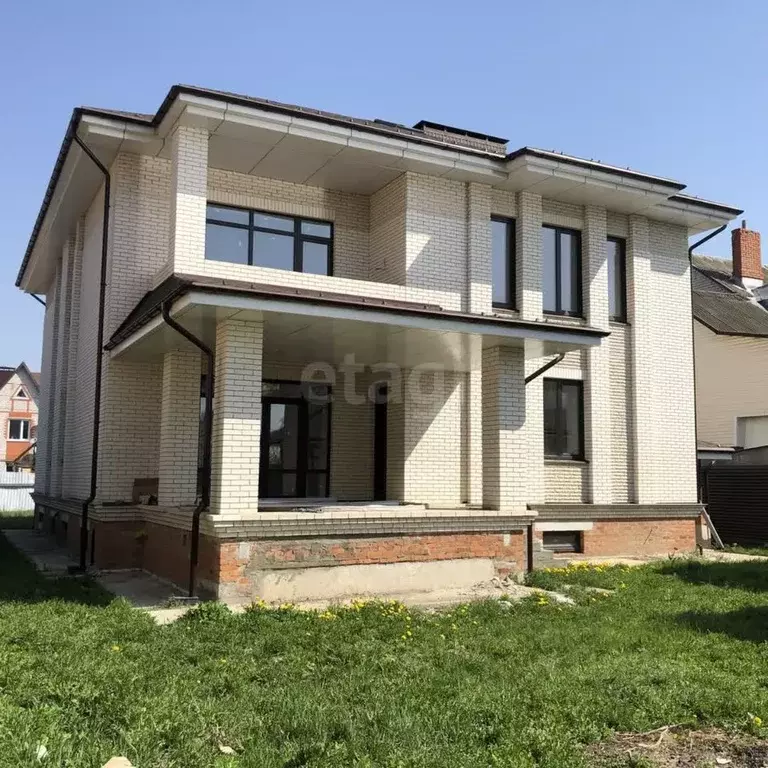 Дом в Брянская область, Брянск 2-я Почепская ул. (394 м) - Фото 1