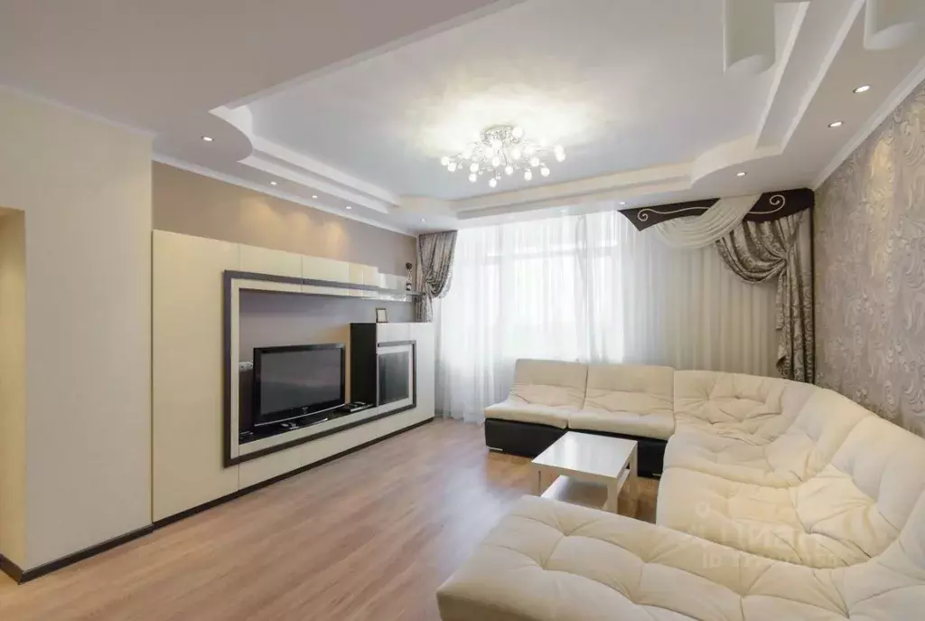 4-к кв. Ростовская область, Батайск ул. Комарова, 131а (125.6 м) - Фото 0