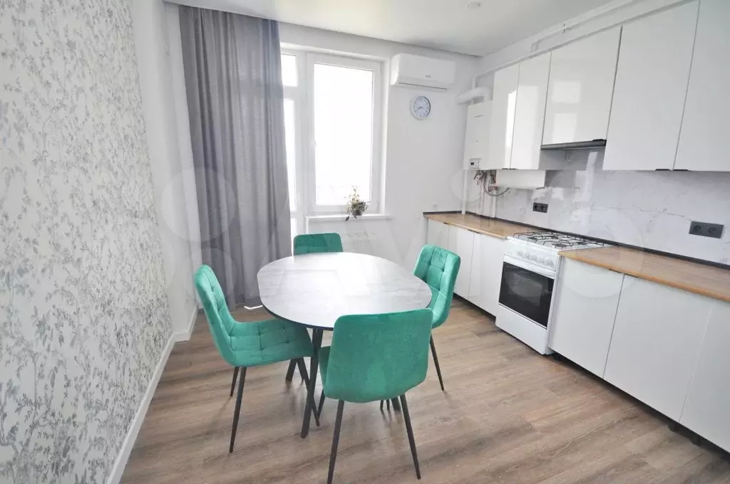 2-к. квартира, 73 м, 7/9 эт. - Фото 0